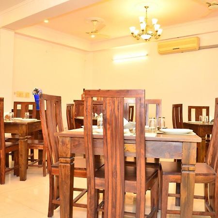 Raj Regency Hotel Jaipur Ngoại thất bức ảnh