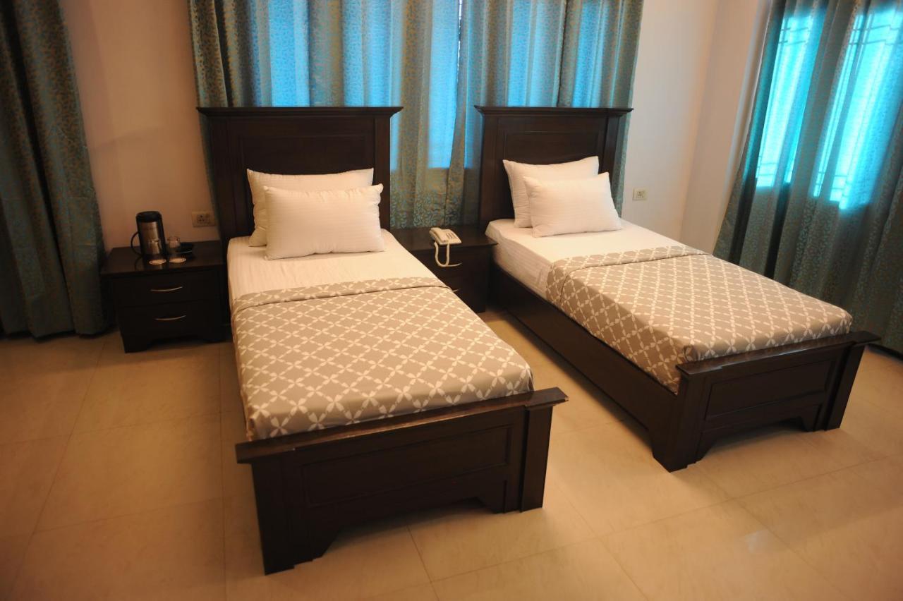 Raj Regency Hotel Jaipur Ngoại thất bức ảnh