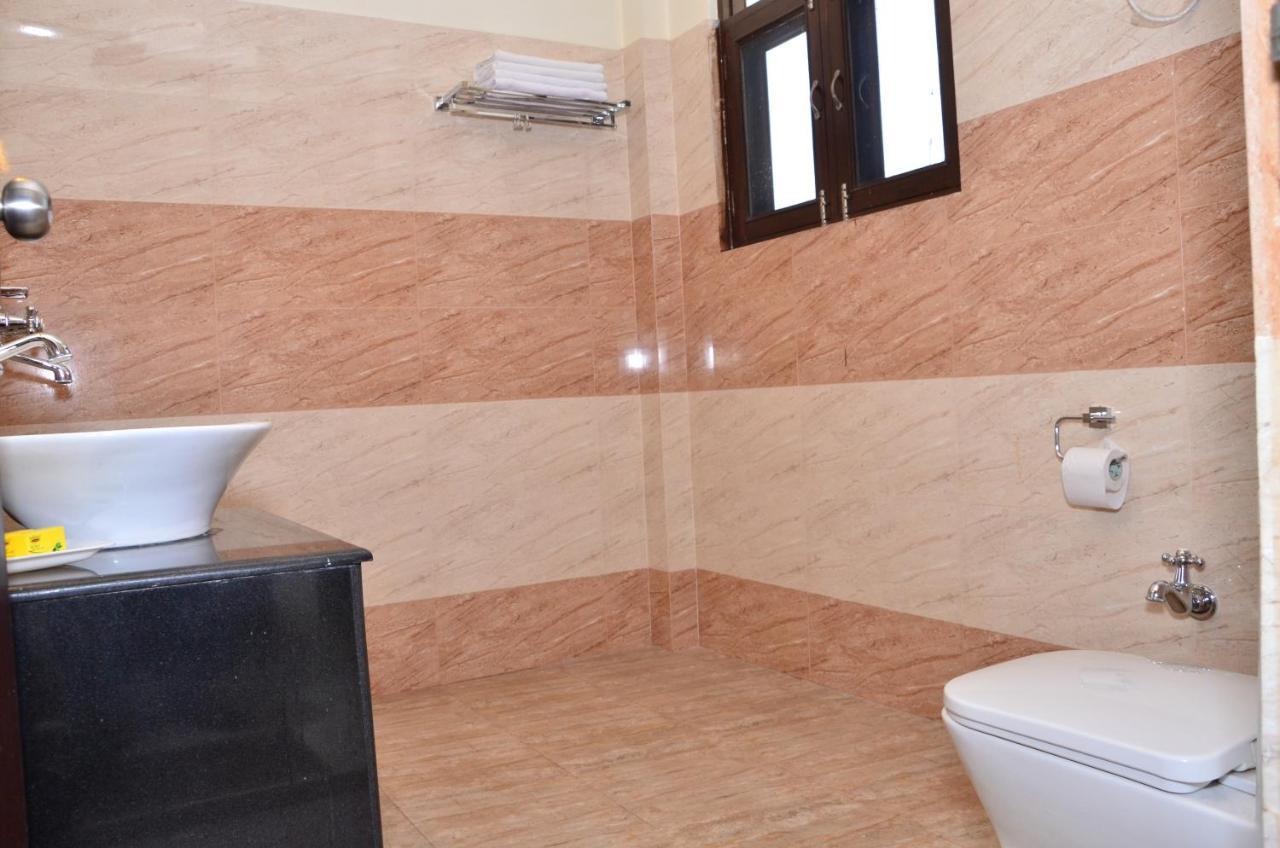 Raj Regency Hotel Jaipur Ngoại thất bức ảnh