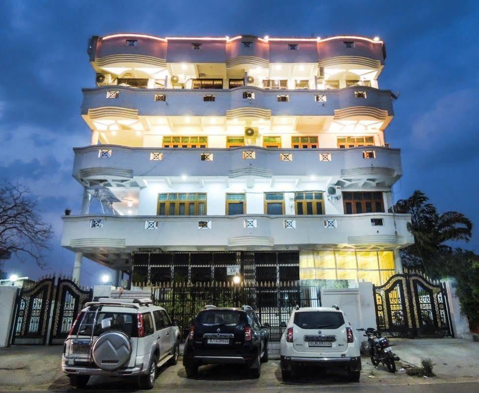 Raj Regency Hotel Jaipur Ngoại thất bức ảnh