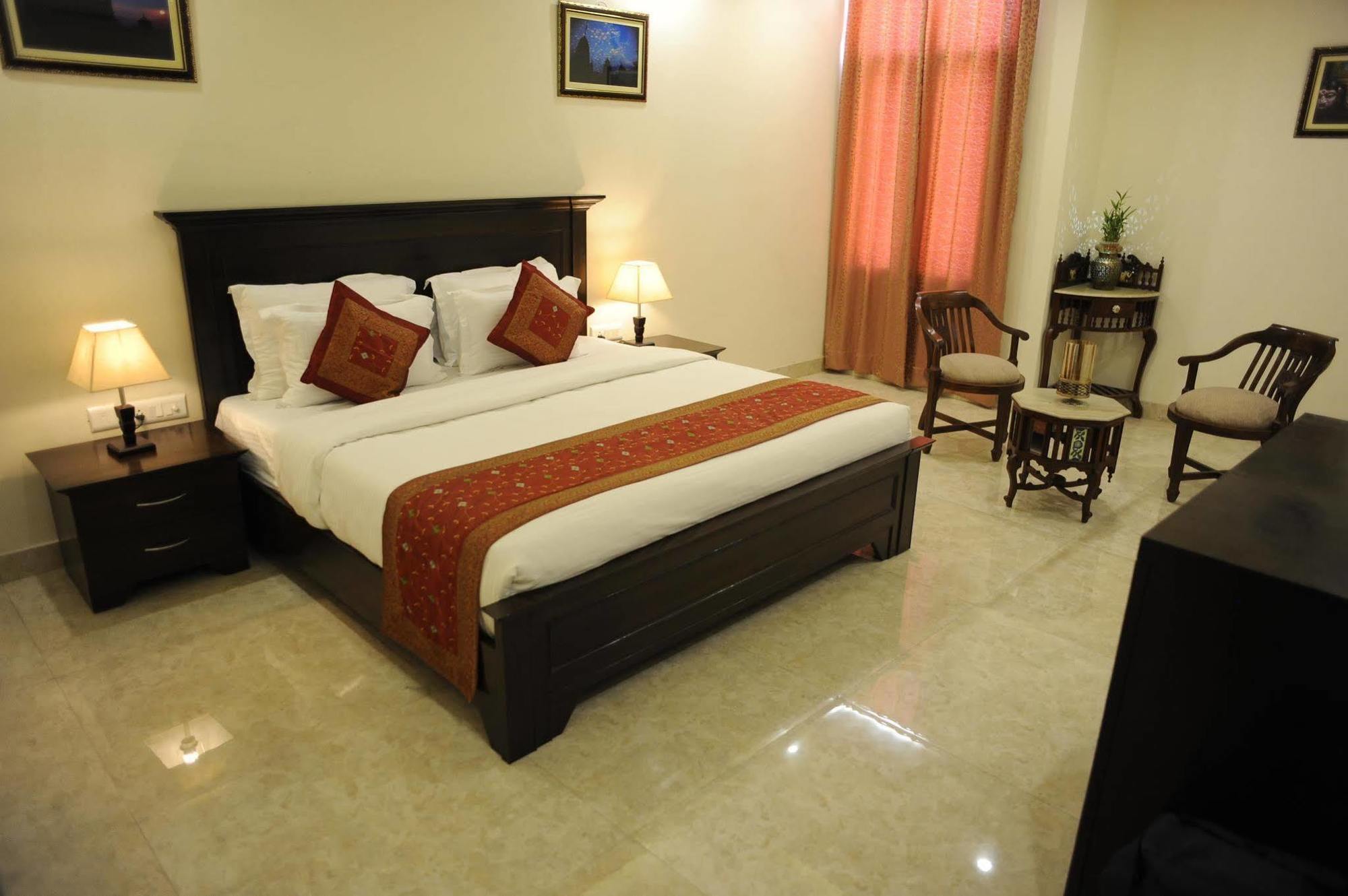 Raj Regency Hotel Jaipur Ngoại thất bức ảnh