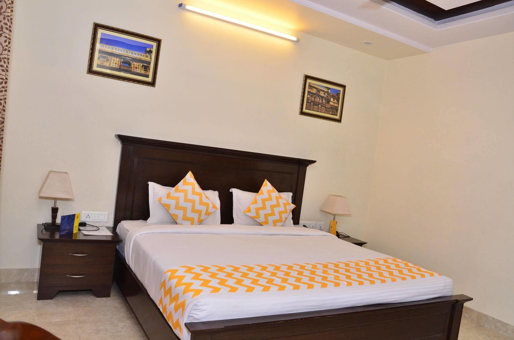 Raj Regency Hotel Jaipur Ngoại thất bức ảnh