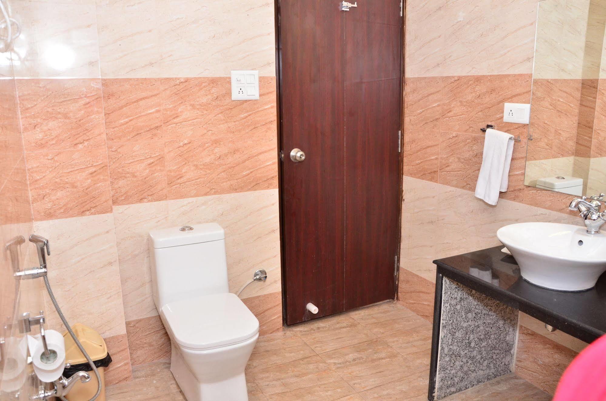 Raj Regency Hotel Jaipur Ngoại thất bức ảnh