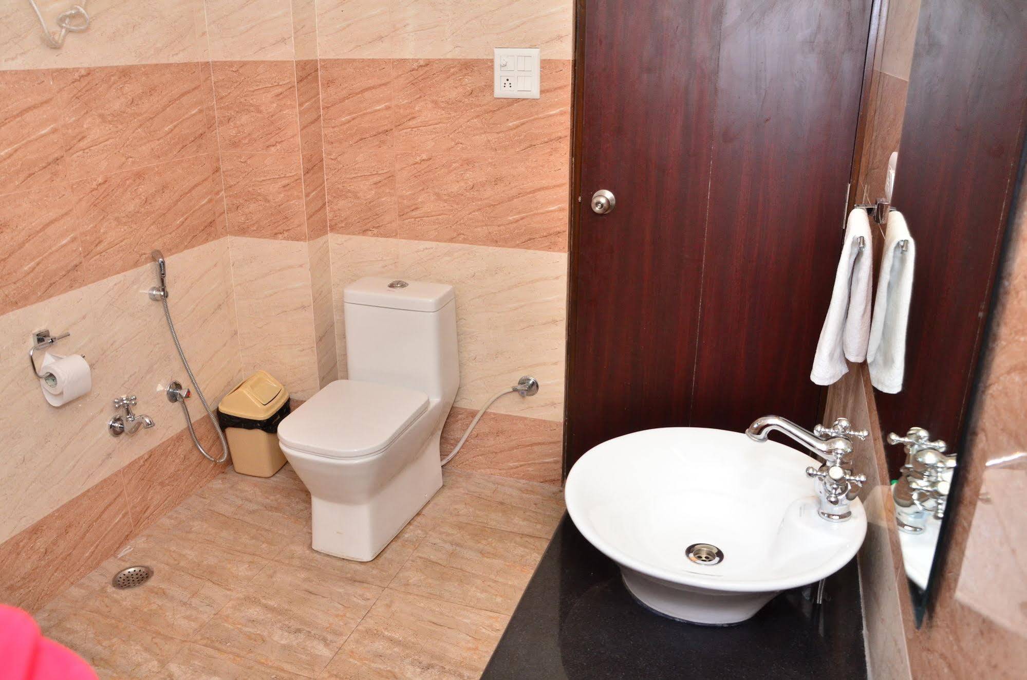 Raj Regency Hotel Jaipur Ngoại thất bức ảnh
