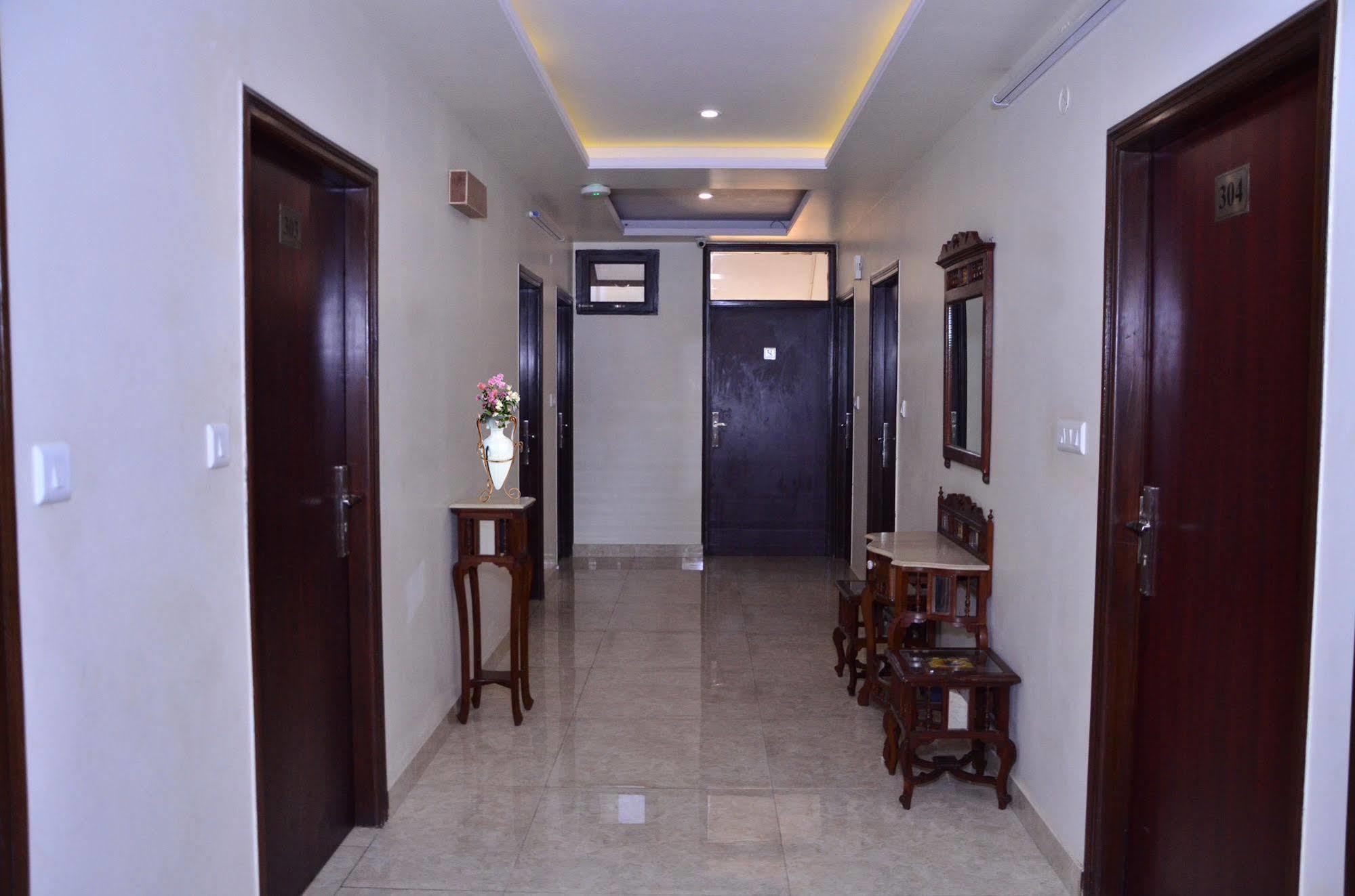 Raj Regency Hotel Jaipur Ngoại thất bức ảnh