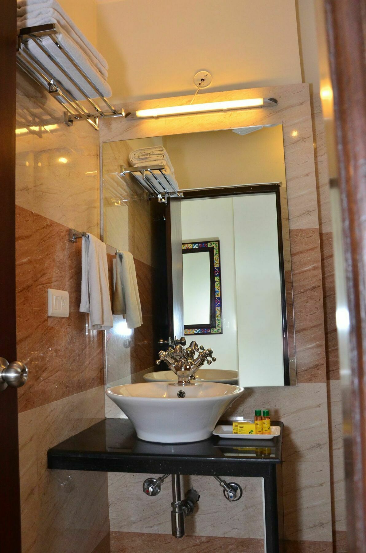 Raj Regency Hotel Jaipur Ngoại thất bức ảnh